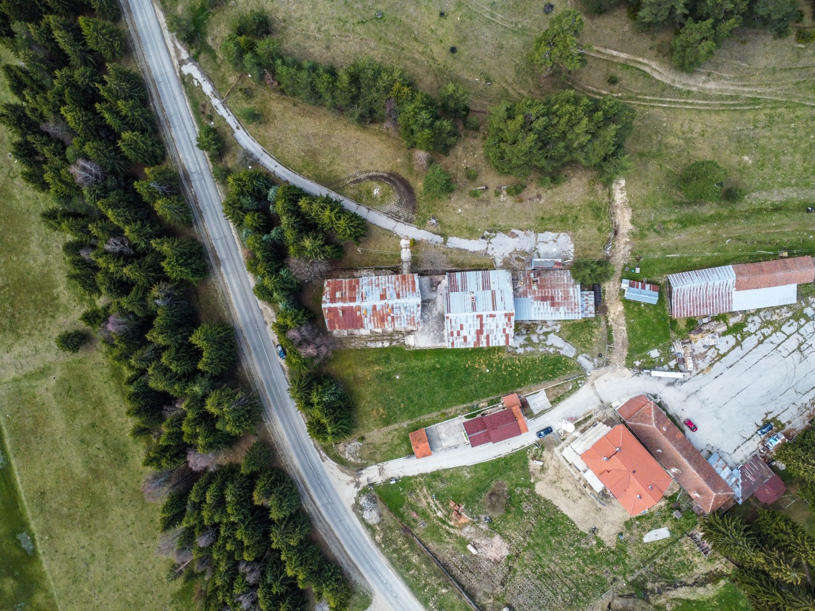 1q174256144382004_4I